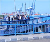 صور| وزير النقل: إنشاء وصلة حرة لربط ميناء الإسكندرية بالطريق الدولي الساحلي