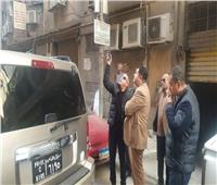 نائب محافظ القاهرة يوقف أعمال بناء مخالف بحدائق القبة