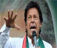 رئيس وزراء باكستان يبدي استعداد بلاده لإجراء استفتاء بشأن كشمير