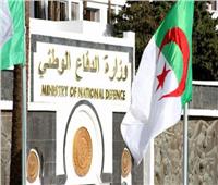 الدفاع الجزائرية: اعتقال رجل كان يخطط لتنفيذ هجوم انتحاري