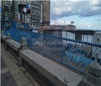 بالصور|السياحة والمصايف بالإسكندرية: السور المائل بشاطئ جليم لحماية الرواد