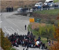 مناوشات بين الشرطة البوسنية ومهاجرين يحتجون على أوضاع مخيم للاجئين