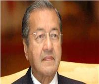 رئيس الوزراء الماليزي مهاتير محمد يقدم استقالته للملك