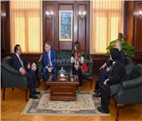 محافظ الإسكندرية يبحث مع سفير كندا تعزيز التعاون بين الجانبين