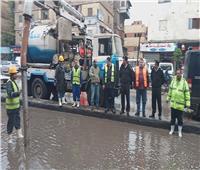 منخفض التنين| نائب محافظ القاهرة يتابع إزاحة تجمعات مياه الأمطار بالشوارع 