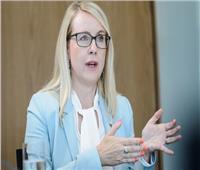 وزيرة الاقتصاد النمساوية: أزمة كورونا فرصة لتنشيط التجارة الإلكترونية