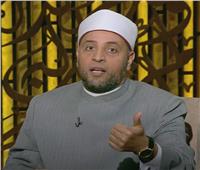 فيديو.. داعية إسلامي يوضح حكم الصلاة جماعة على أسطح المنازل 