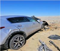 إصابة 5 أشخاص من أسرة واحدة اثر انقلاب سيارة بطريق العلمين الصحراوي