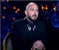 فيديو| محمود العسيلي يرد على اتهامه بالغرور بعد الشهرة