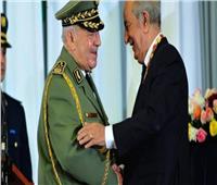 الرئيس الجزائري يشهد مراسم إطلاق اسم الفريق قايد صالح على مقر أركان الجيش