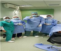 صور| جراحة عاجلة تنقذ مريض بكورونا من العمى بمستشفى سوهاج  التعليمي