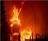 كاليفورنيا تشتعل... 600 حريق يأكل الأخضر واليابس ويطرد السكان