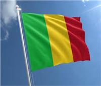 السلطات الانتقالية في مالي تطلق سراح 12 مسؤولاً مدنياً وعسكرياً