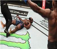 شاهد| أروع ضربة قاضية في تاريخ UFC بالنزاع العالمي