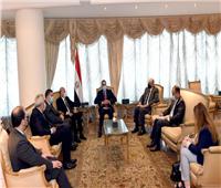 العراق يرحب بمشاركة الشركات المصرية في مشروعات إعادة الإعمار
