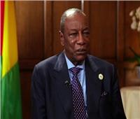 قائد الانقلابيين في غينيا يعلن تحرير الرئيس السابق