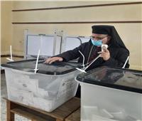 مطران إيبارشية أبو قرقاص يدلي بصوته في انتخابات النواب