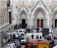 بالفيديو| تأبينا لضحايا هجوم نيس.. كنائس فرنسا تقرع أجراسها في نفس الوقت
