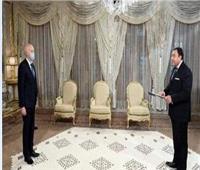  سفير مصر يقدم أوراق اعتماده للرئيس التونسي