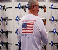 بالتزامن مع الانتخابات الرئاسية.. ارتفاع مبيعات الأسلحة في أمريكا