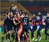 إسكتلندا تتأهل لليورو بعد الفوز بركلات الترجيح على صربيا