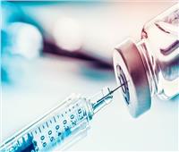 وزير الصحة الأميركي: عمليات التطعيم ضد كورونا قد تبدأ الاثنين
