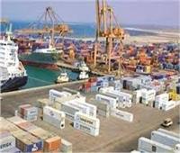 نقل 7 آلاف طن قمح من ميناء الإسكندرية للمحافظات 