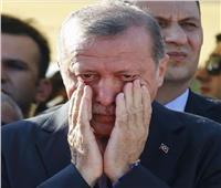 صراعات أردوغان المستمرة مع «المركزي التركي» تدفع اقتصاد بلاده للهاوية