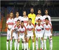 لاعبو الزمالك يتفقدون ملعب مباراة الكأس أمام نادي مصر