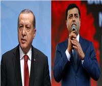 صلاح الدين دمرداش.. «خصم أردوغان» الذي يدفع ثمن دفاعه عن الأكراد