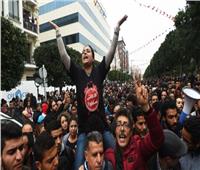 محتجون يطالبون بفرص عمل يوقفون إنتاج الفوسفات في تونس