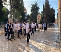 مستوطنون إسرائيليون وطلاب يقتحمون المسجد الأقصى