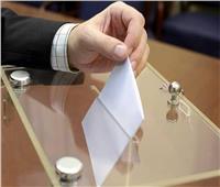 استئناف التصويت باللجان الانتخابية بعد انقضاء ساعة الراحة بإعادة النواب