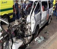 «طوارئ بمستشفى المنصورة».. إصابات خطيرة لعروسين والمعازيم في حادث تصادم