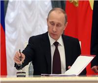 بوتين يوقع قوانين تعطي الدستور الروسي الأسبقية على القرارات الدولية