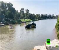 غواصات وهمية في نهر بتل أبيب احتجاجا على «نتنياهو»..فيديو