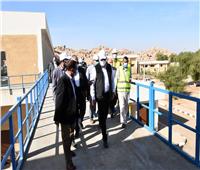 وزير الإسكان يتفقد محطة مياه «جبل شيشة» بأسوان