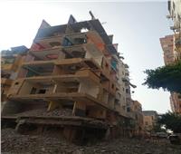 إزالة 10 طوابق من «عقار كرموز المائل» في الإسكندرية 
