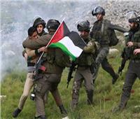إصابة العشرات بالغاز إثر قمع الاحتلال الإسرائيلي مسيرة بـ«نابلس»