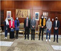 مبارك يكرم الفائزين في مسابقة الطالب المثالي على مستوى جامعة المنوفية