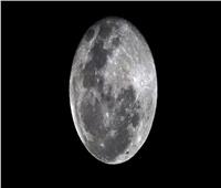 القمر يصل مرحلة الإقتران في 13 يناير