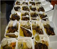 فيها حاجة حلوة.. «مطبخ كورونا» يقدم وجبات للمصابين بالفيروس «لحد البيت»| فيديو