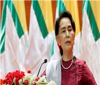 أونج سان سو كي تدعو شعب ميانمار إلى رفض استيلاء الجيش على السلطة