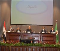 رئيس جامعة القاهرة: إعلان الجداول النهائية للامتحانات هذا الأسبوع