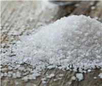 علاج فعال لمرضى الغدة الدرقية ويحمي من الشيخوخة.. أبرز استخدامات الملح الخشن 