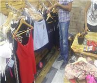 ضبط مصنع ملابس ينتحل اسم شركات كبرى في دمنهور 