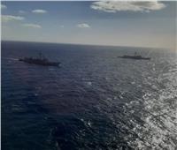 البحرية المصرية والإسبانية تنفذان تدريبًا بحريًا عابرًا بالبحر الأحمر