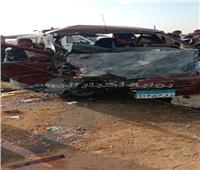 إصابة 11 في حادث تصادم ميكروباص وربع نقل بطريق «السويس- الإسماعيلية» 
