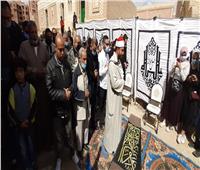 صلاة جنازة الراحل يوسف شعبان بمقابر العائلة بأكتوبر | فيديو 
