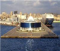  ميناء الإسكندرية يستقبل 22 عربة سكة حديد روسية.. الخميس